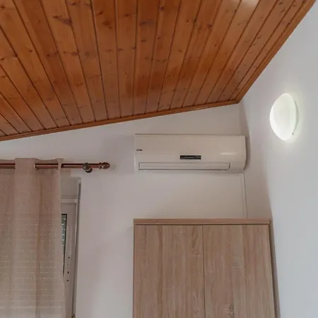 Old Town Wooden-garden House Apartment Kos Town