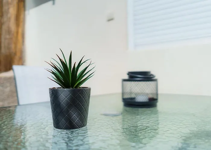 Old Town Wooden-garden House * Cós