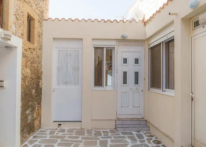 Old Town Wooden-garden House * Cós