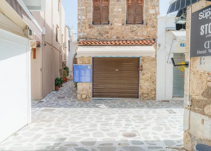 Old Town Wooden-garden House Апартаменты