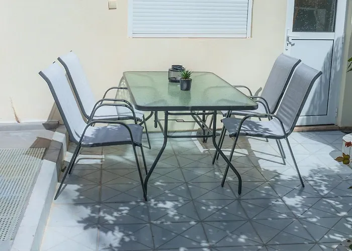 Apartament Old Town Wooden-garden House Miasto Kos